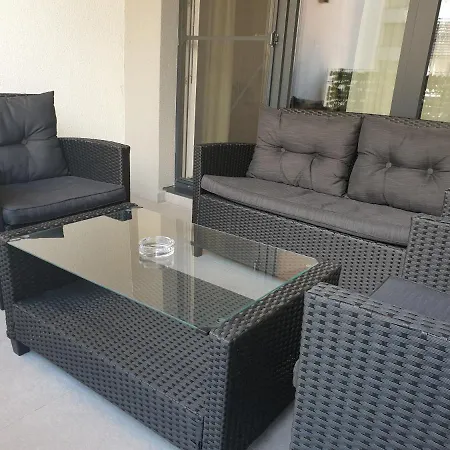 Qualis Apartament2 *